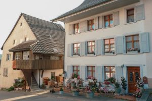 How to Use Local Tax Records to Assess Property Value