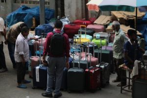 The Best Practices for Shopping End-of-Season Sales Smartly