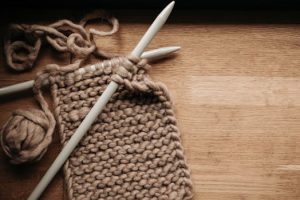 Understanding the Difference Between Knit and Woven Fabrics