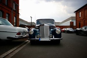 Building a Collection of Scarves for Year-Round Versatility